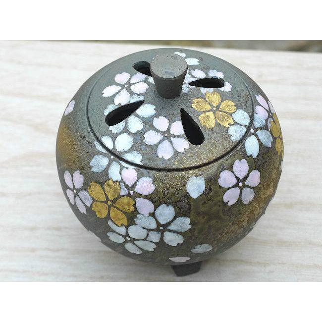 京焼　香炉　金彩の装飾　金粉椿 未使用】京焼き 香炉 岡田暁山作 清水焼 花丸紋 香爐 Amazon｜