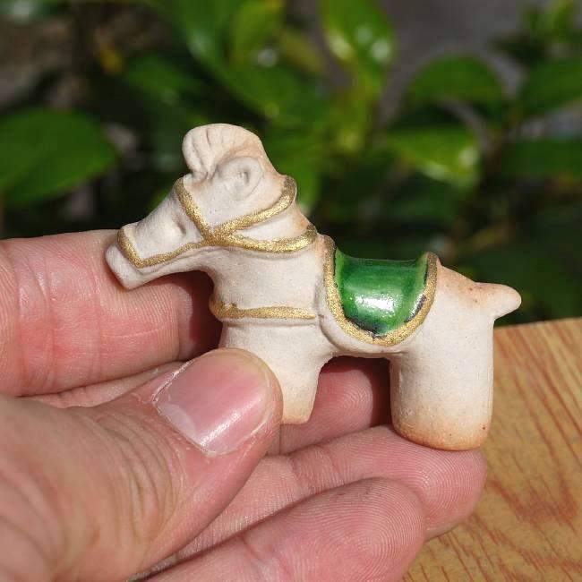 京焼 清水焼 干支午五色競べ馬箸置き 緑単品 : 松韻堂 Yahoo!店 - 通販