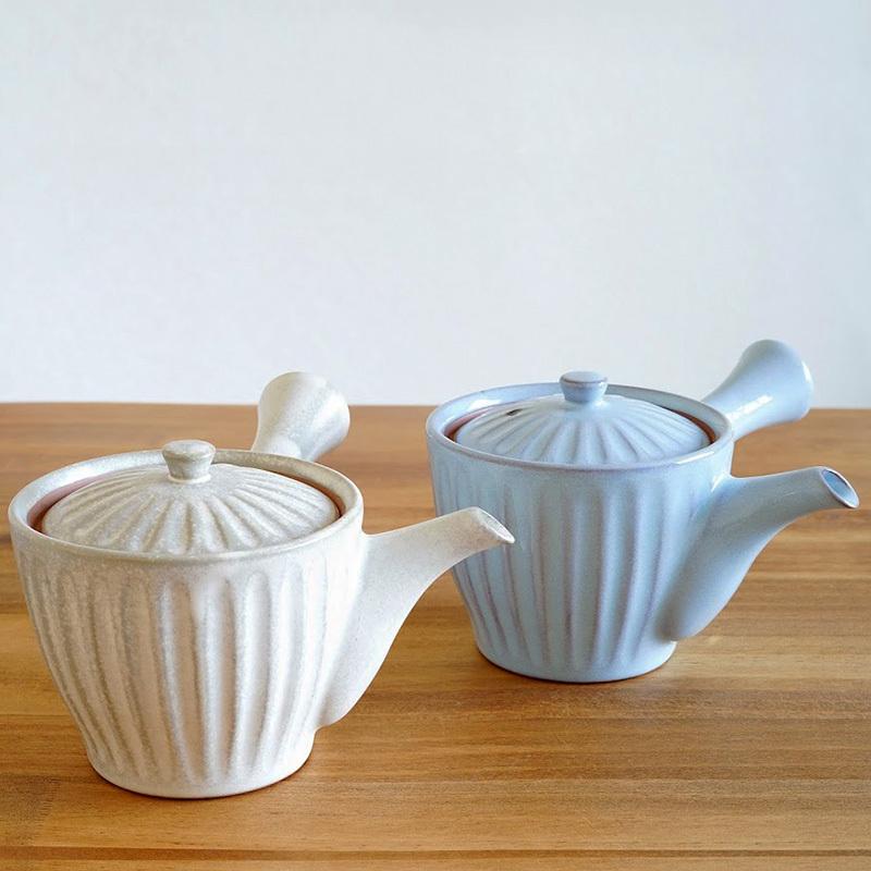 急須 325cc 菊型 茶こし付ポット 茶器 和食器 おしゃれ ティーポット 日本茶 ドリンクウェア 食器 和風 和カフェ 急須 325cc 菊型 茶こし付ポット 茶器 和食器 おしゃれ ティーポット 日本茶 ドリンクウェア 食器 和風 和カフェ