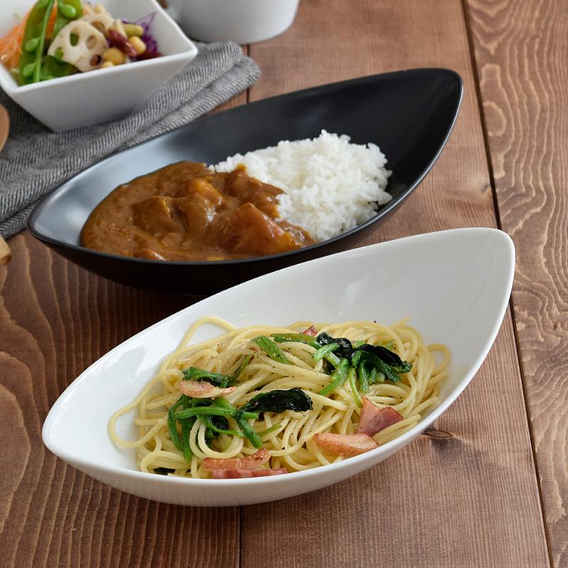 カレー皿 パスタ皿 CAFEリーフボウル 27cm 食器 おしゃれ かわいい 可愛い パスタボウル カレーボウル 深皿 盛り鉢 ボウル 鉢 サラダボウル 大鉢 白い食器 黒い｜shokki-east｜02