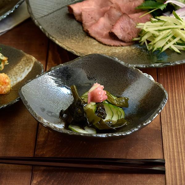 和食器 小鉢 変形菱型 黒海 お皿 ボウル 深皿 鉢 取り皿 取り鉢 鍋の