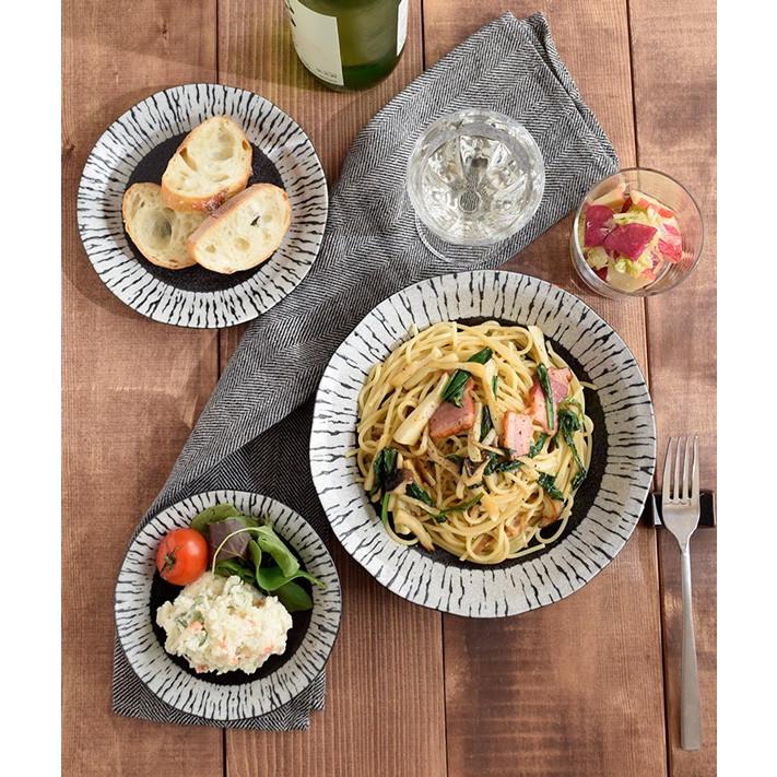 深さのあるパスタ皿 21cm 油滴ブラック カレー皿 和食器 お皿 大皿 皿