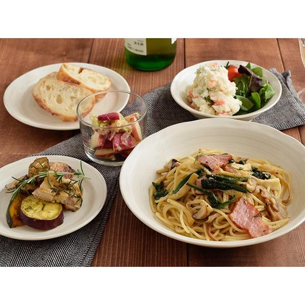 深さのあるパスタ皿 21cm 渦刷毛目 クリーム 和食器 お皿 大皿 皿