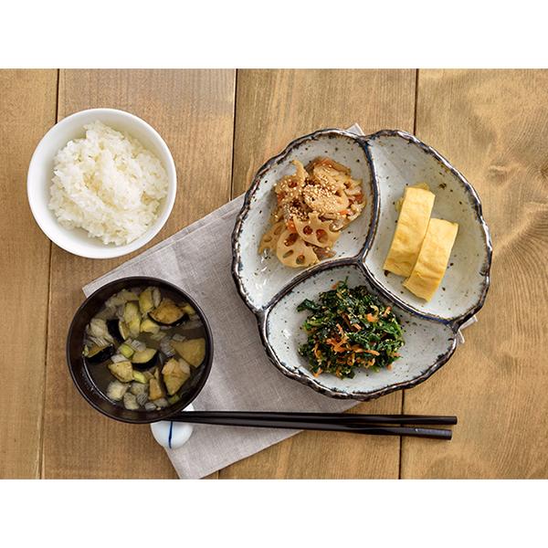 和食器 3つ仕切皿 花型貫入 仕切り皿 プレート 皿 お皿 ランチ 和食器 3つ仕切皿 花型貫入 仕切り皿 プレート 皿 お皿 ランチ