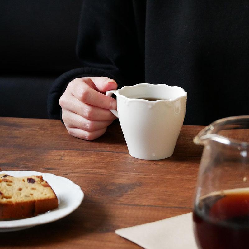 カフェタイムセット 2人用3種6点 白い食器 クラシックレリーフ セット