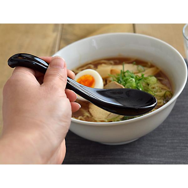 丸みのあるレンゲ れんげ レンゲ 蓮華 スプーン 白い食器 黒い食器 鍋