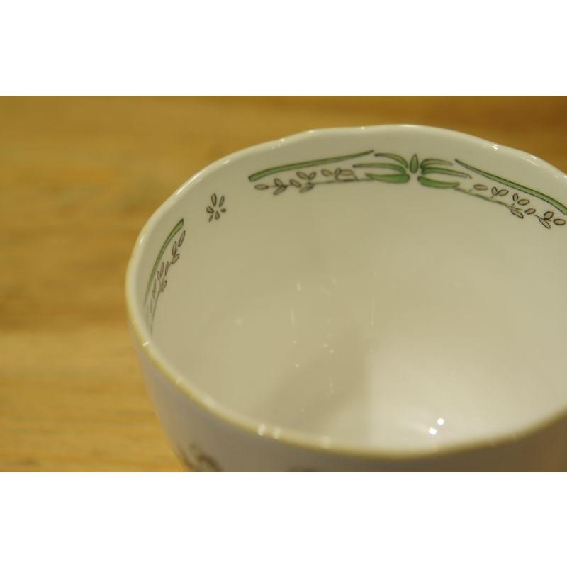 となりのトトロ　マグカップ(小)(ヤマノイモ)（袋持ち）ノリタケボーンチャイナ・4924-10L/TT97857 |  | 03