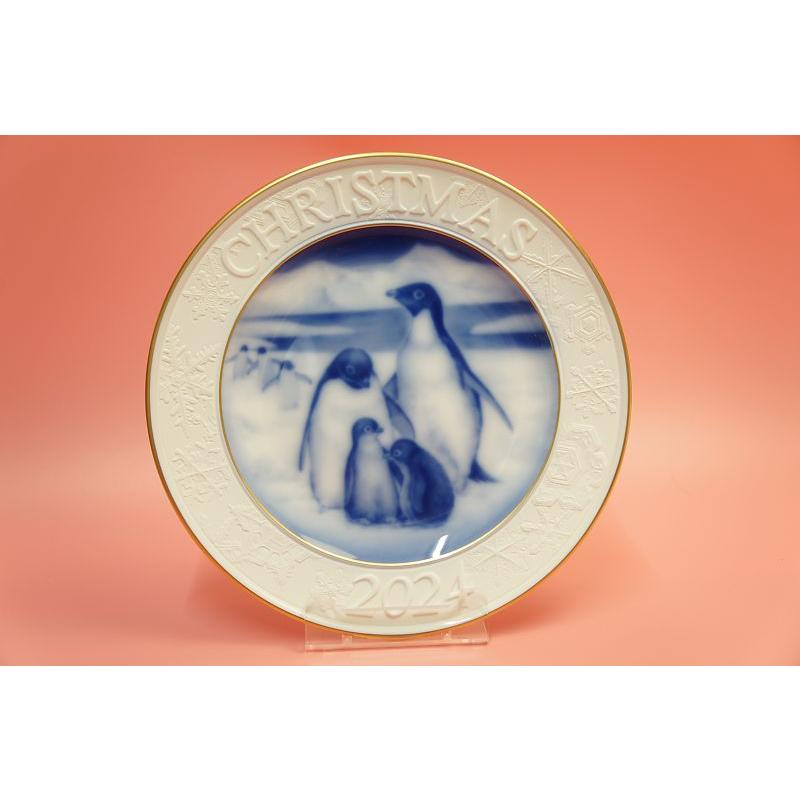 大倉陶園　2024年クリスマスプレート　「アデリーペンギン」 | 