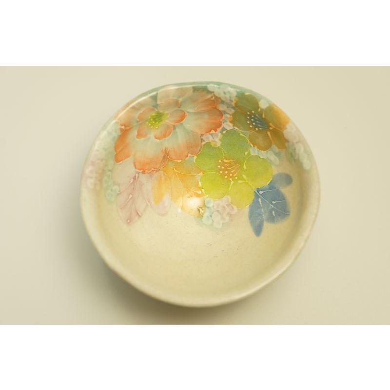 ゆずりは　色彩輪花　飯碗 |  | 04