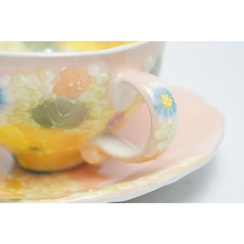 ゆずりは　間取黄花紋　碗皿 |  | 03