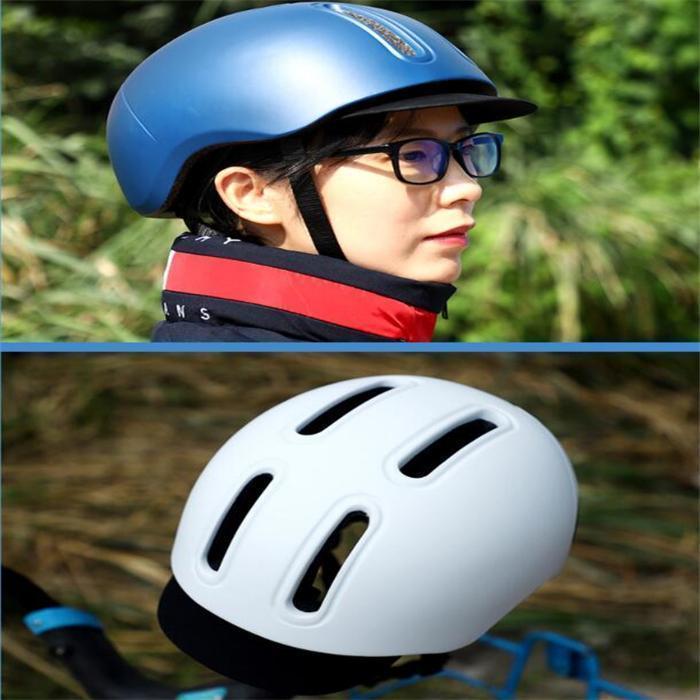 新品 ！ ヘルメット 自転車 子供用 つば付き 帽子型 半キャップ おしゃれ 自転車ヘルメット レディース 大人用 バイザー付 メンズ ロードバイク  ヘルメット、関連用品