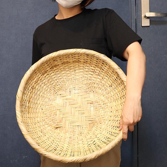 底編み足付き平ざる 那須の篠細工 篠竹細工 篠竹 鈴竹 すず竹 かご