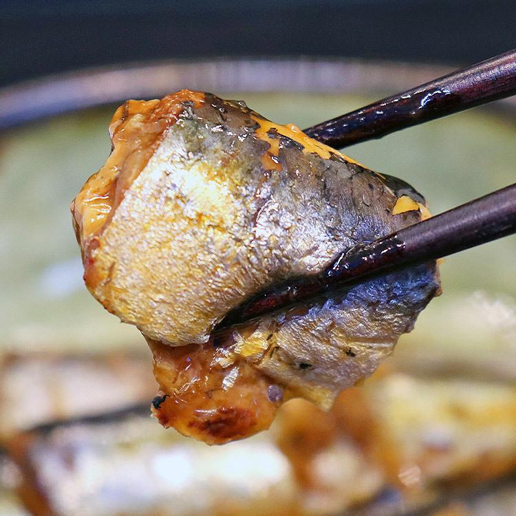 人気が高い 真いわし生姜煮 15尾 3尾 5p いわし イワシ 鰯 生姜煮 冷凍 真イワシ 国産 煮魚 おかず1 980円 Whitesforracialequity Org