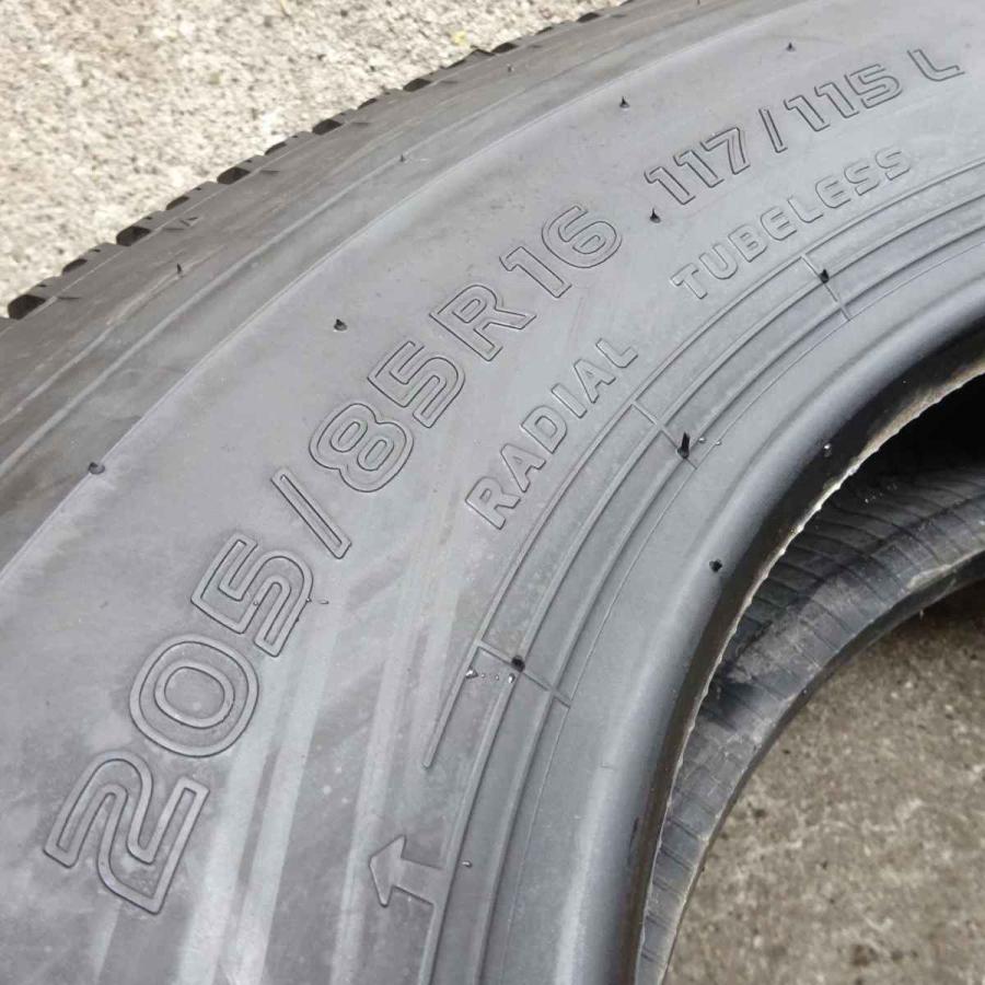 DELVEX 205/85R16 117/115 LT スタッドレスタイヤ 4本SET トーヨー