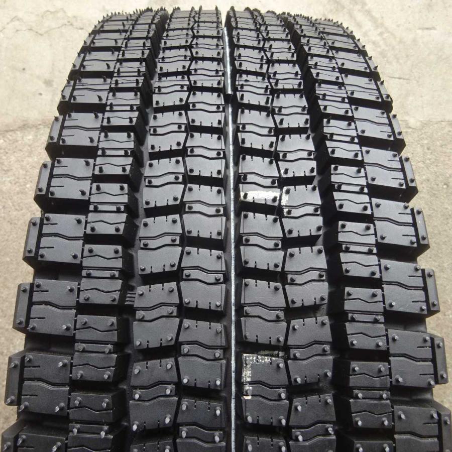 DUNLOP（ダンロップ） 215/70R17.5 123/121 LT スタッドレスタイヤ 6本