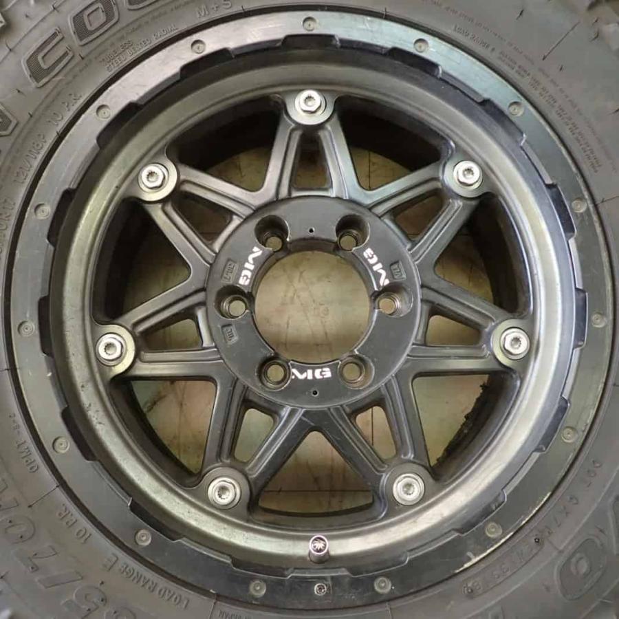 8分山　8Jx17 ブラッドストック　+オープンカントリーMT 265/70R17 4本 クライスラー・ジープ トーヨー オープンカントリーMT 265/65R17 265