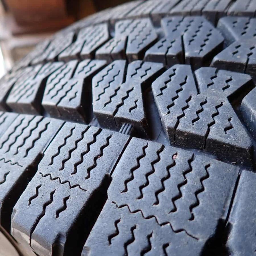 冬4本SET 会社宛 送料無料 225/85R16 121/119 LT ブリヂストン 