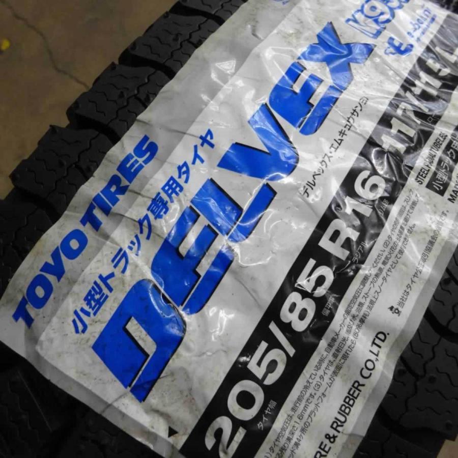 フォトファースト（PhotoFast） ダイナ用 未使用スタッドレスタイヤ