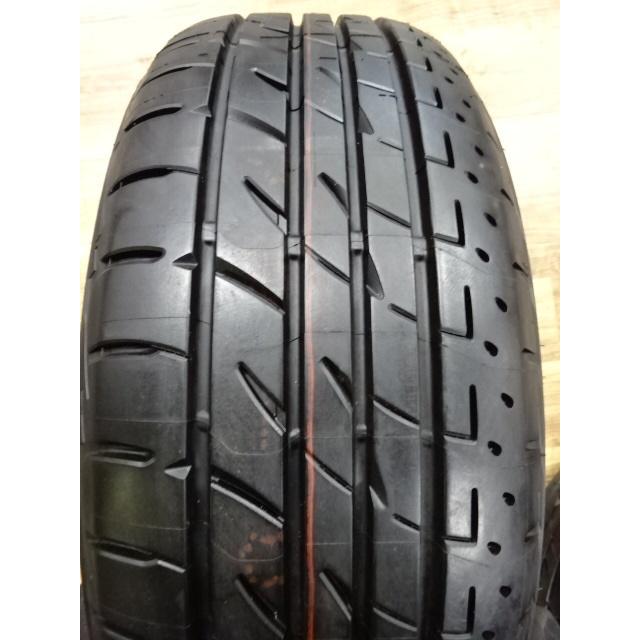 Playz 未使用品 215/55R17 ブリヂストン製 プレイズ PX-RV 4本価格 