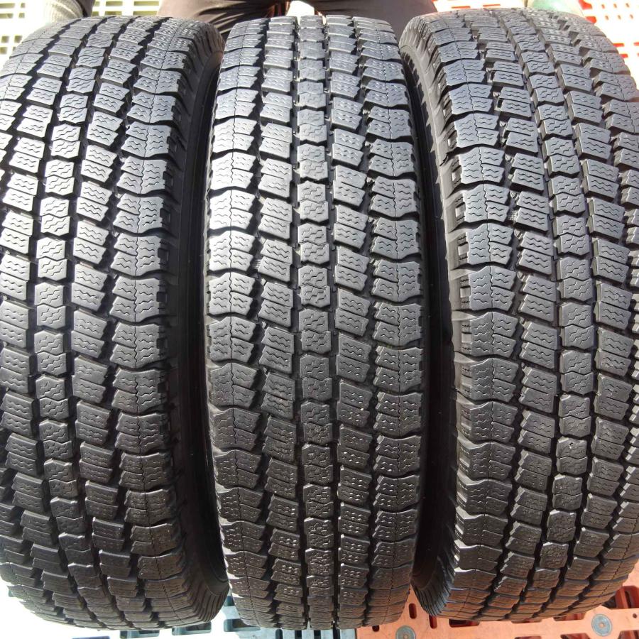 DELVEX 215/85R16 120/118 LT スタッドレスタイヤ 6本SET トーヨー 