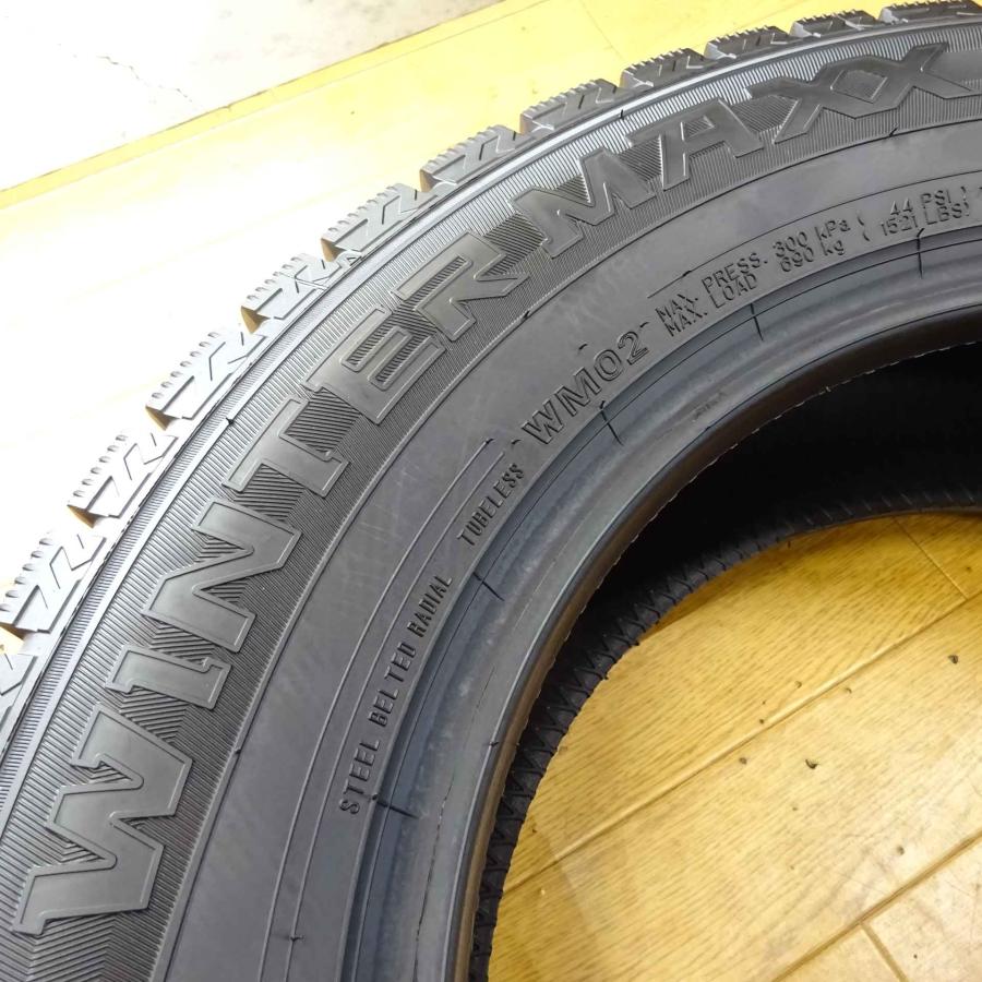 WINTER MAXX 02 215/60R16 95S スタッドレスタイヤ 2本SET ダンロップ 