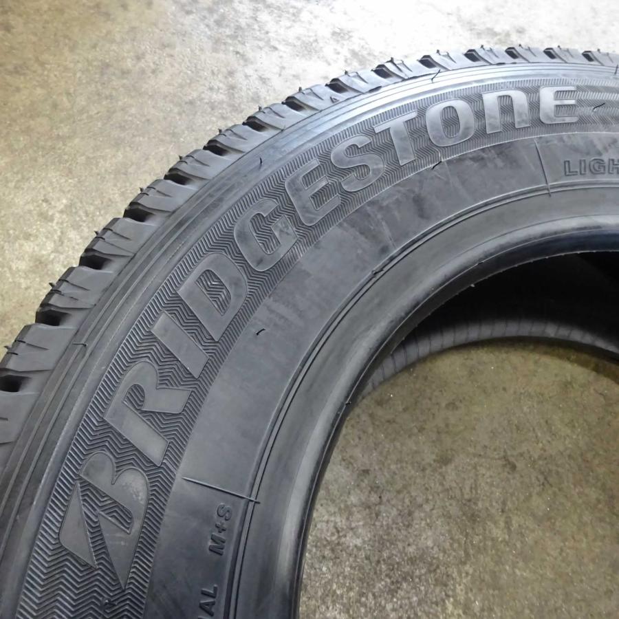 ブリザック 195/70R15 106/104 LT スタッドレスタイヤ 2本SET