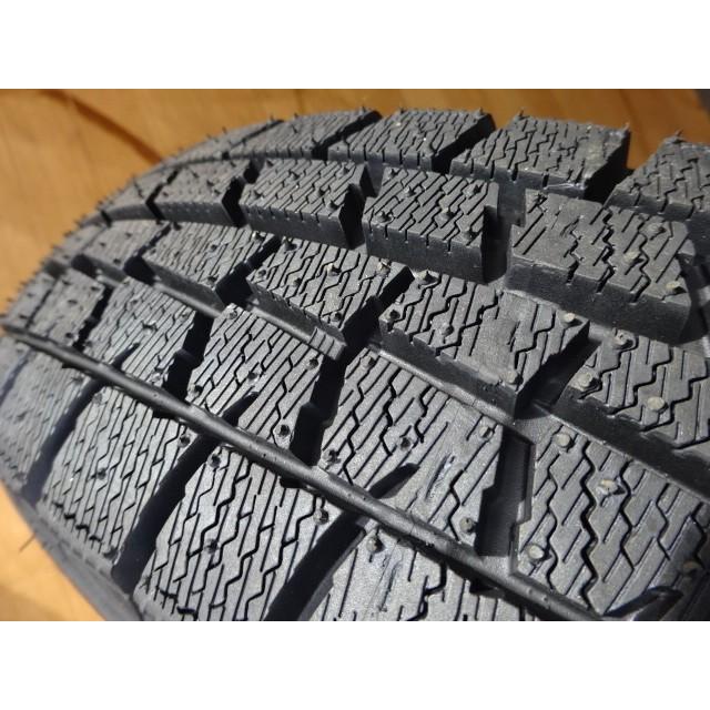 DUNLOP WINTER MAXX WM01 145/80R13 13インチ スタッドレス 4本 2018年製 バリ溝 N-BOX モコ プレオ アルト等　(VTN559)クレジットカード QRコード決済可能 WINTER MAXX ダンロップ ウィンターマックス WM01 145/80R13