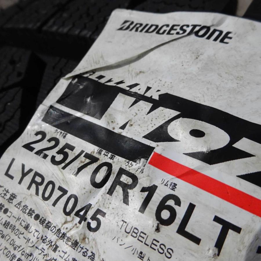 ブリザック 新品 6本価格 225/70R16 117/115 LTブリヂストン W979 