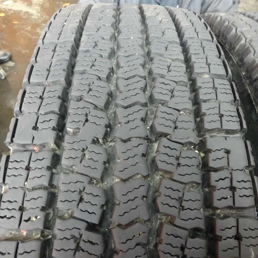 TOYO TIRES（トーヨータイヤ） リトレッド 冬 2本SET 会社宛 送料無料