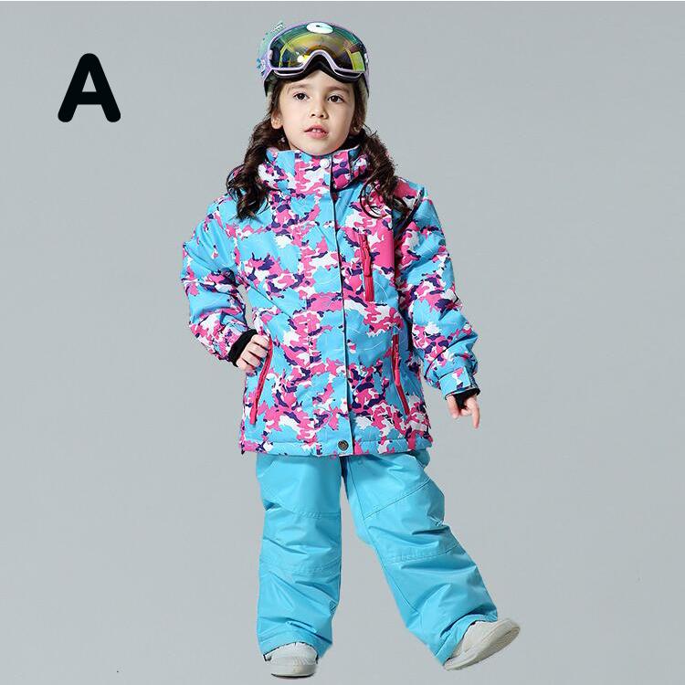 子供用 スノーウェア キッズ スノーボードウェア 男の子 スキーウェア 女の子 暖かい 2点セット ジャケット パンツ 男女兼用 冬服 子供スノーボードウェア 即納 最大半額