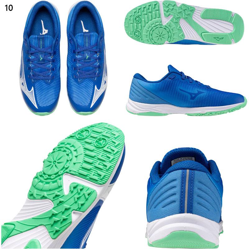 すず レースレスなミニマルなシルエットが新しい、adidas Originalsの