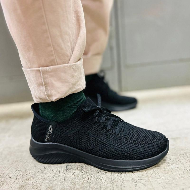SKECHERS（スケッチャーズ） 立ったまま履ける レディース ULTRA FLEX