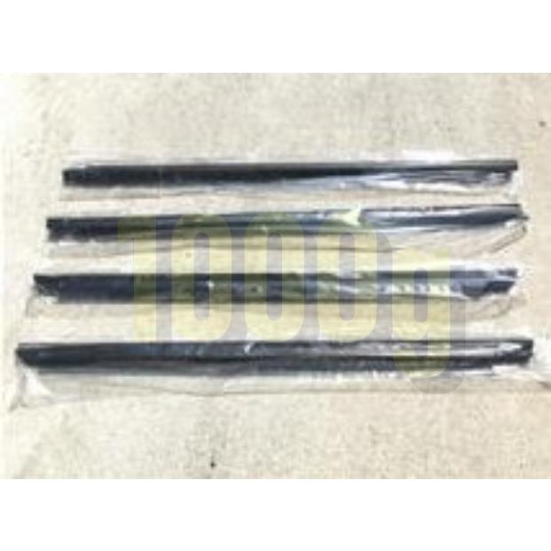 スズキ純正新品】 SUZUKI ラパン HE21S 未使用品 純正 水切りモール 1