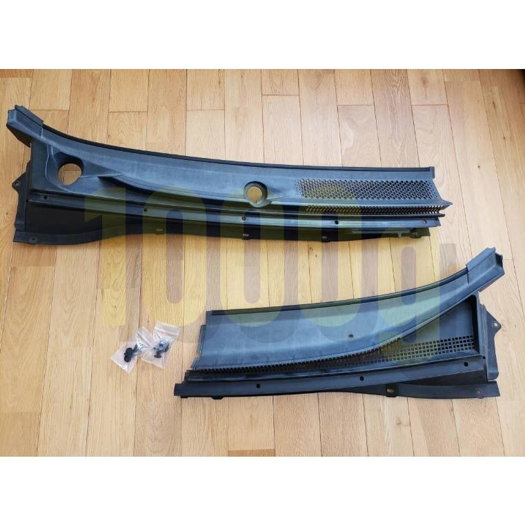 三菱純正新品】MITSUBISHI 未使用品 ☆超希少品☆ デリカD5 カウル