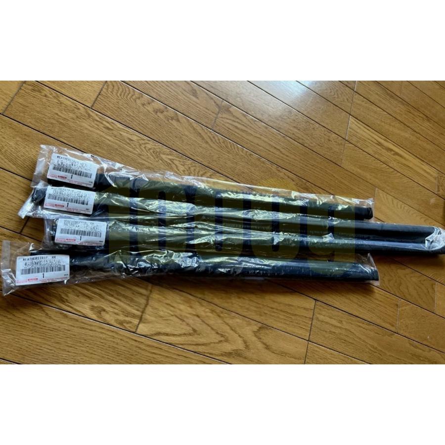トヨタ純正新品】TOYOTA 未使用品 ☆超希少品☆ハイラックスサーフ 180
