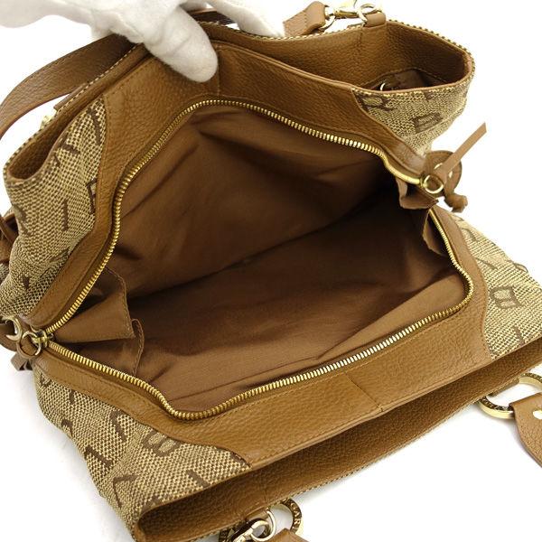 BVLGARI（ブルガリ） ロゴマニア マキシレッタ 2WAY キャンバス