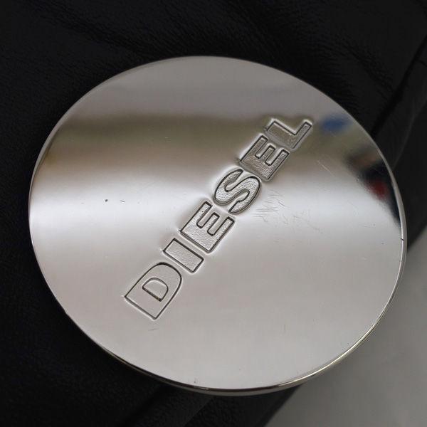 DIESEL / ディーゼル ◆チェーンショルダーバッグ S/メタルプレート/中綿/レザー/ブラック 【バッグ/バック/BAG/鞄/カバン】 レディースファッション【中古】 [0220519217] DIESEL（ディーゼル） チェーンショルダーバッグ S/メタルプレート