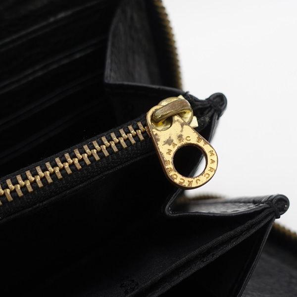 MARC JACOBS（マーク・ジェイコブス） ラウンドファスナー長財布/ロゴ