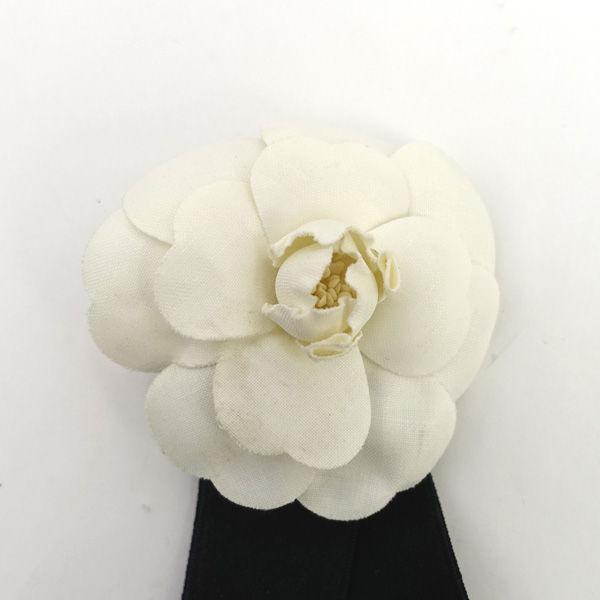 CHANEL リボン カメリア風ブローチパール CHANEL リボン カメリア風ブローチパール CHANEL シャネル カメリア