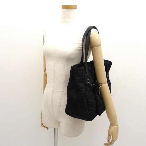 CHANEL / シャネル  ニュートラベル トートバッグ ナイロン ココ ブラック A26156 ブランド 中古の画像