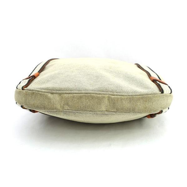 【美品】BURBERRY BLUE LABEL ボディバッグ ショルダー BURBERRY BLUE LABEL（バーバリーブルーレーベル） ショルダー クロス