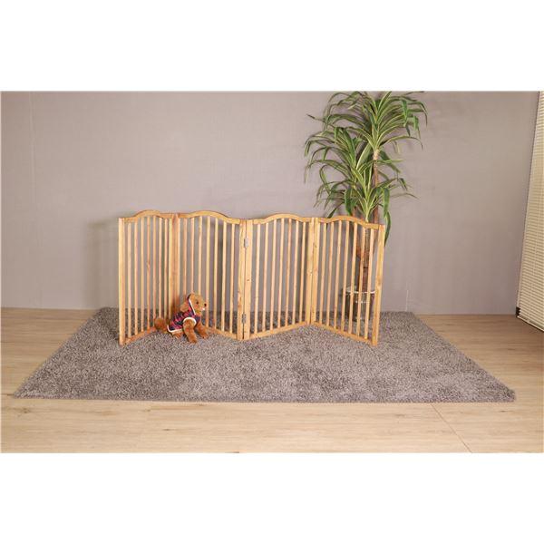 ペットフェンス 約幅58cm ライトブラウン 木製 折りたたみ式 ペット用品 ペットグッズ 犬用品 猫用品 完成品の画像