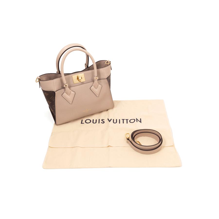 オンマイサイド LOUIS VUITTON ルイヴィトン PM M57729 オンマイサイド LOUIS VUITTON ルイヴィトン PM M57729