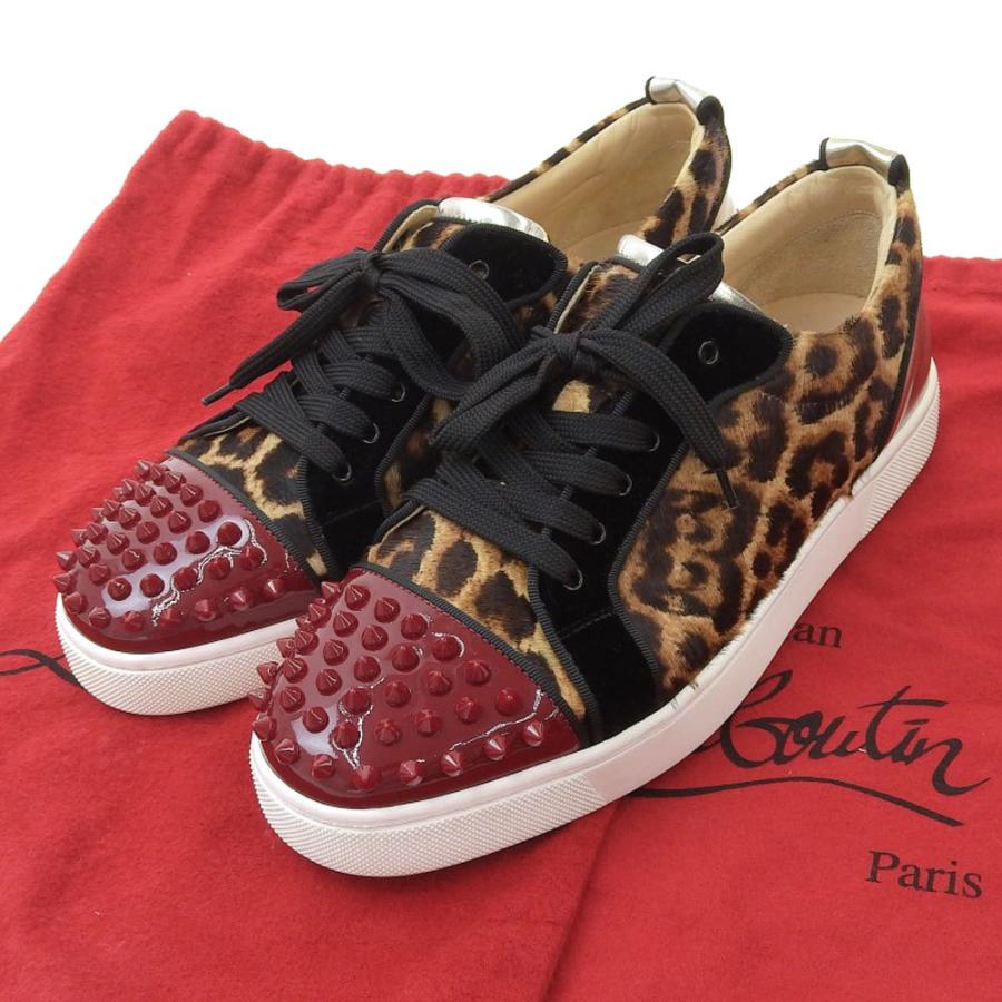 クリスチャン ルブタン CHRISTIAN LOUBOUTIN スニーカー スタッズ