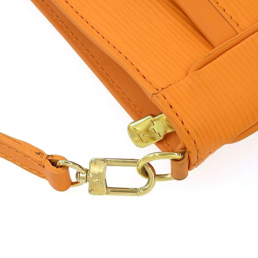 ルイヴィトン LOUIS VUITTON エピ サルヴァンガ ショルダーバッグ