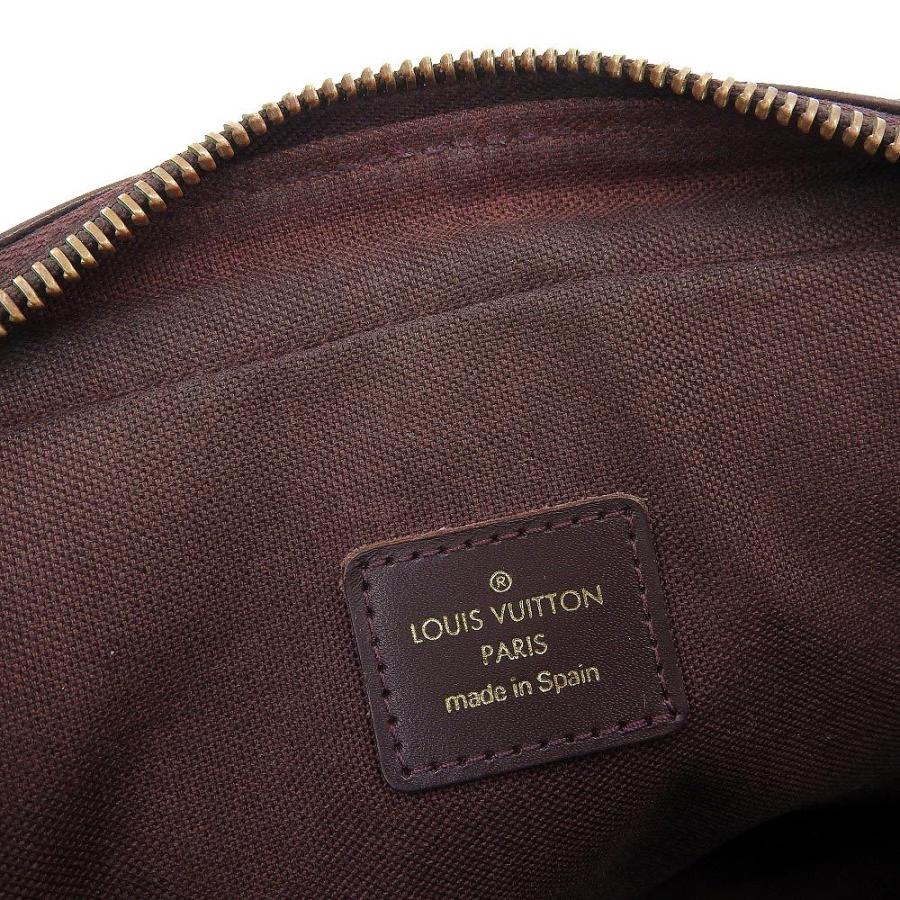 LOUIS VUITTON（ルイ・ヴィトン） タイガ カルガ クラッチバッグ