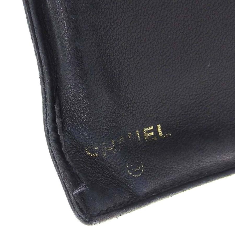 【本物保証】 保付 シャネル CHANEL ホック付 ガマ口付折財布 キャビアスキン 黒 シール付 4番台 ブティックシール(1998.8.15 K.T) A13497 キャビアスキン シャネル CHANEL ホック付 ガマ口付折財布 黒 シール付