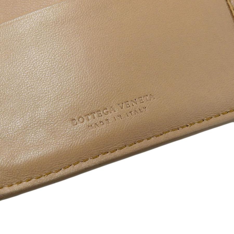BOTTEGA VENETA（ボッテガ・ヴェネタ） イントレチャート ホック付長