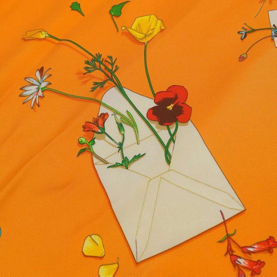 HERMES エルメス カレ42 プチスカーフ 花の手紙 Des fleurS la HERMES エルメス カレ42 プチスカーフ 花の手紙 Des fleurS la
