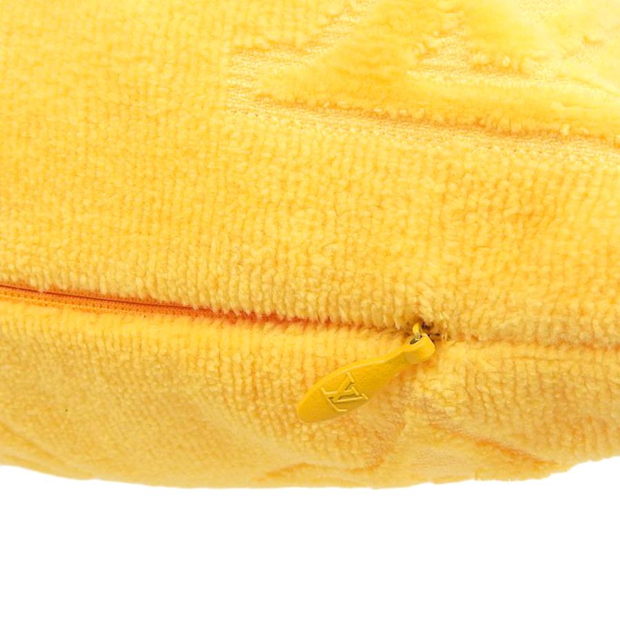 LOUIS VUITTON イエロー クッション LOUIS VUITTON ルイヴィトン LVバケーション モノグラム クッション